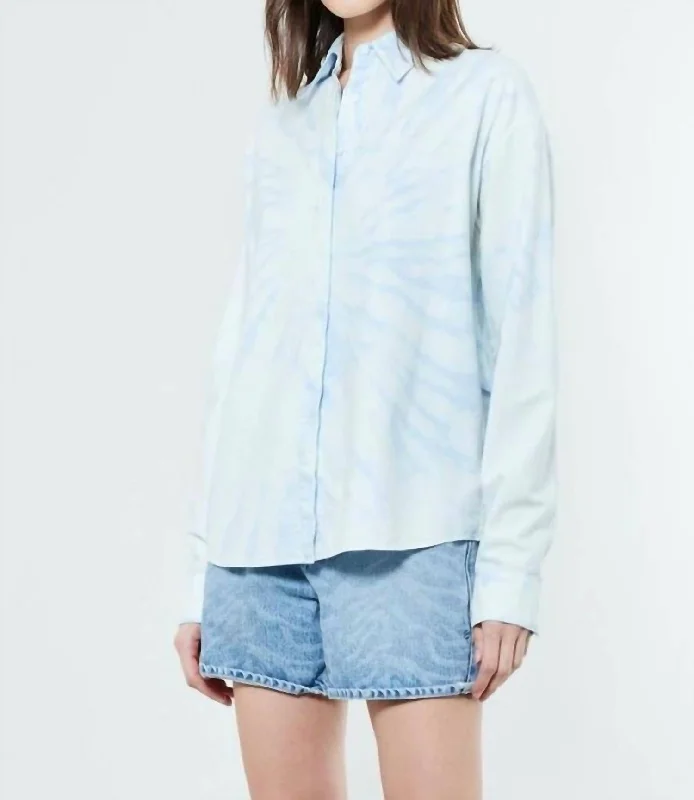 Price Buster Brady Oversized Shirt In Tie Dye Blue