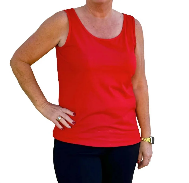 Today's Special Double Scoop Neck Solid Knit Tank Top In Scarlet
